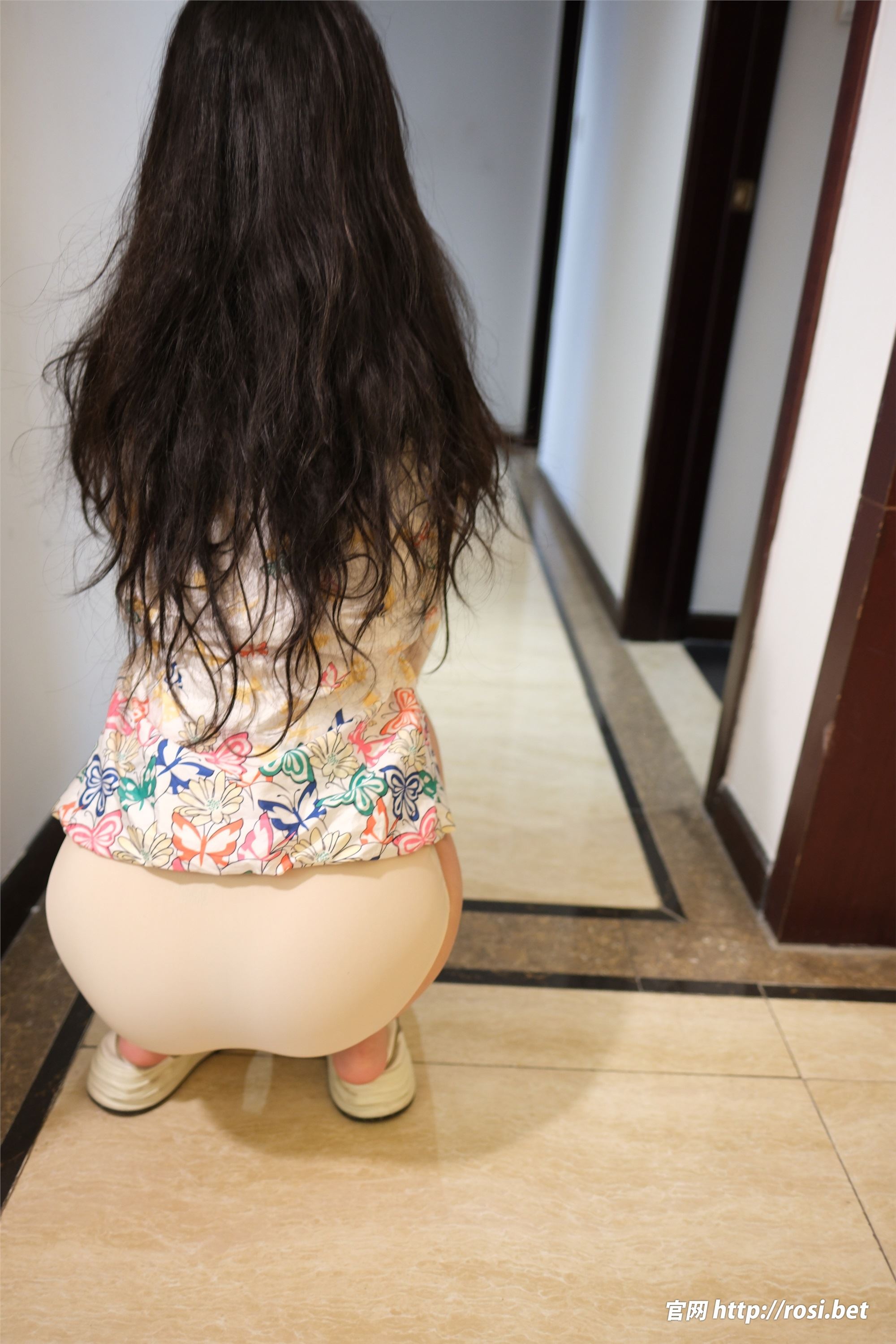 ROSI写真 2025.11.02 NO.5081